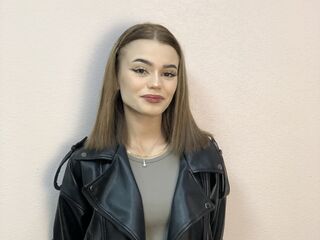 LynnaBow