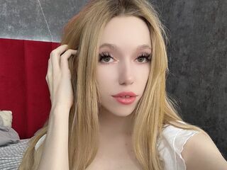 NikkiMiltons