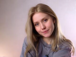SparkleBlonde